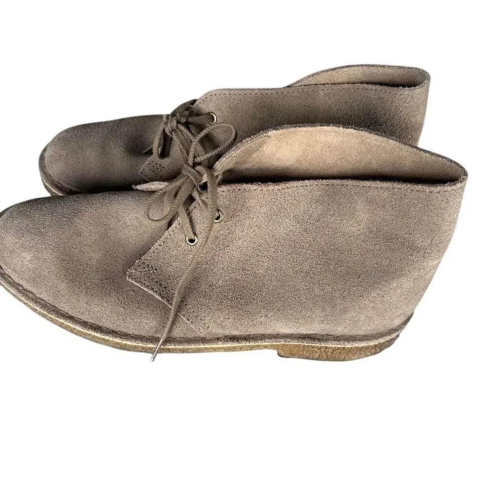 Clarks Originals Women's Desert Boot Taupe Suede Ankle Size 8 Casual